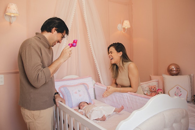 Come arredare la cameretta del neonato?